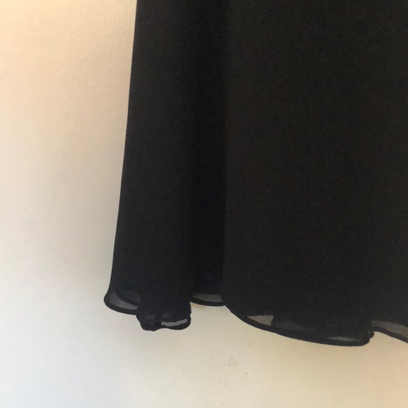 LF chain low back chiffon dress - Picture 3 of 4